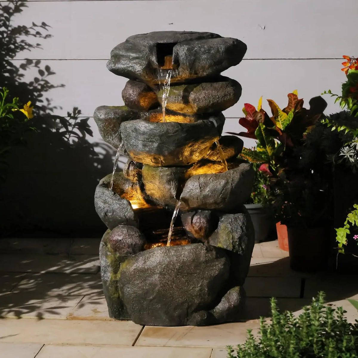 Tree Trunk Outdoor Waterfall Fountain With LED Lights For Garden